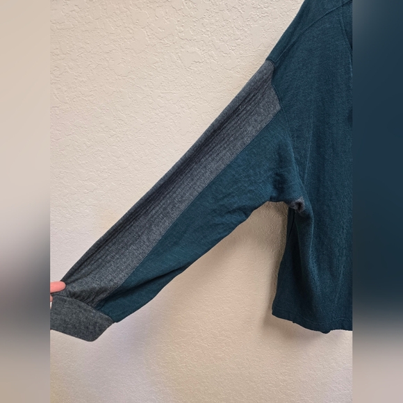 Free People NWT Oversized Back at it Henley Thermal Blue Green Size Large - Picture 4 of 6